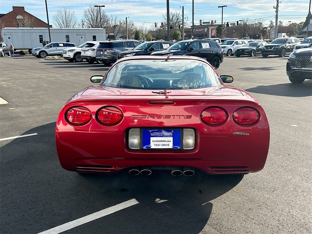2001 Chevrolet Corvette Base