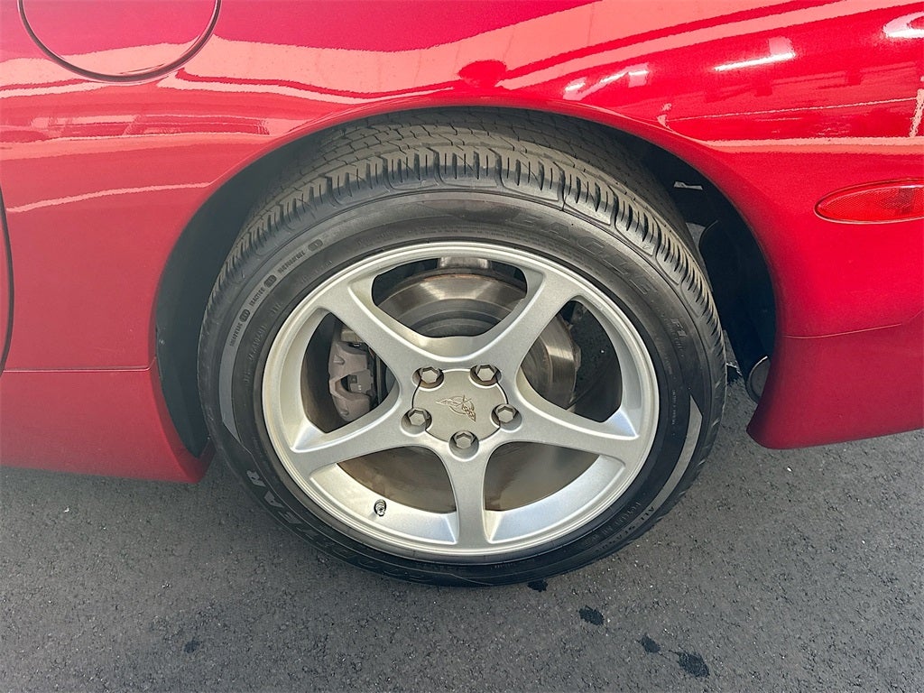 2001 Chevrolet Corvette Base