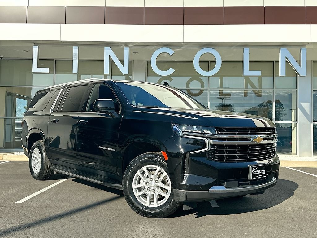 2023 Chevrolet Suburban LT