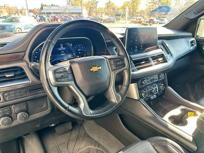 2023 Chevrolet Suburban LT