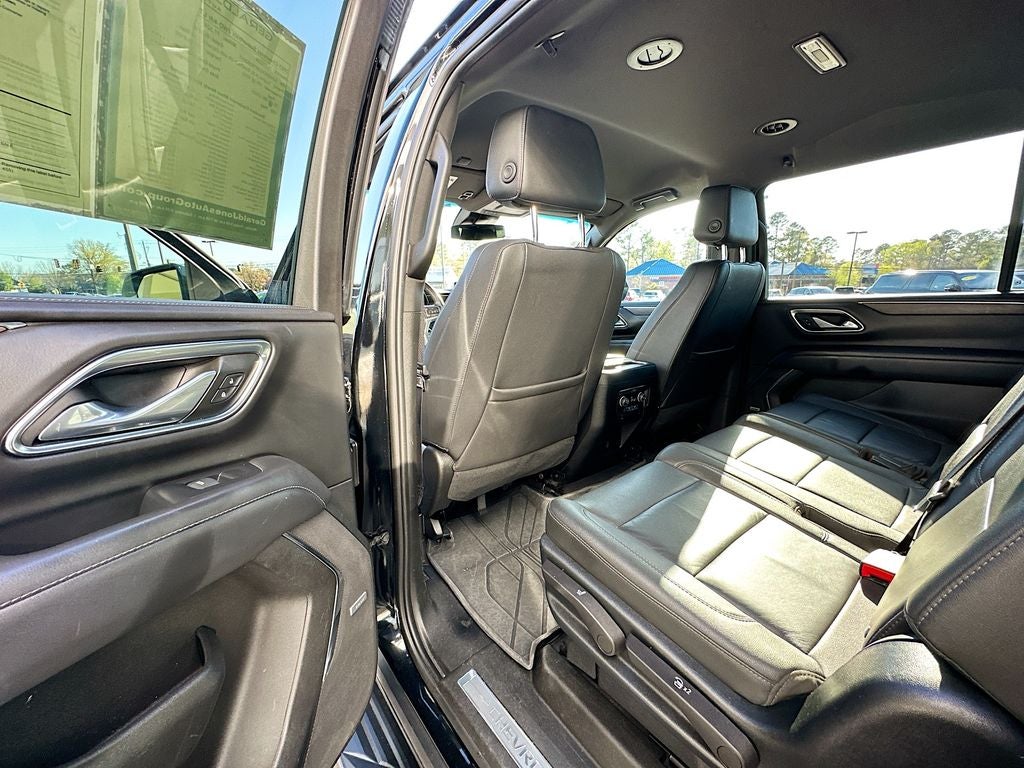 2023 Chevrolet Suburban LT