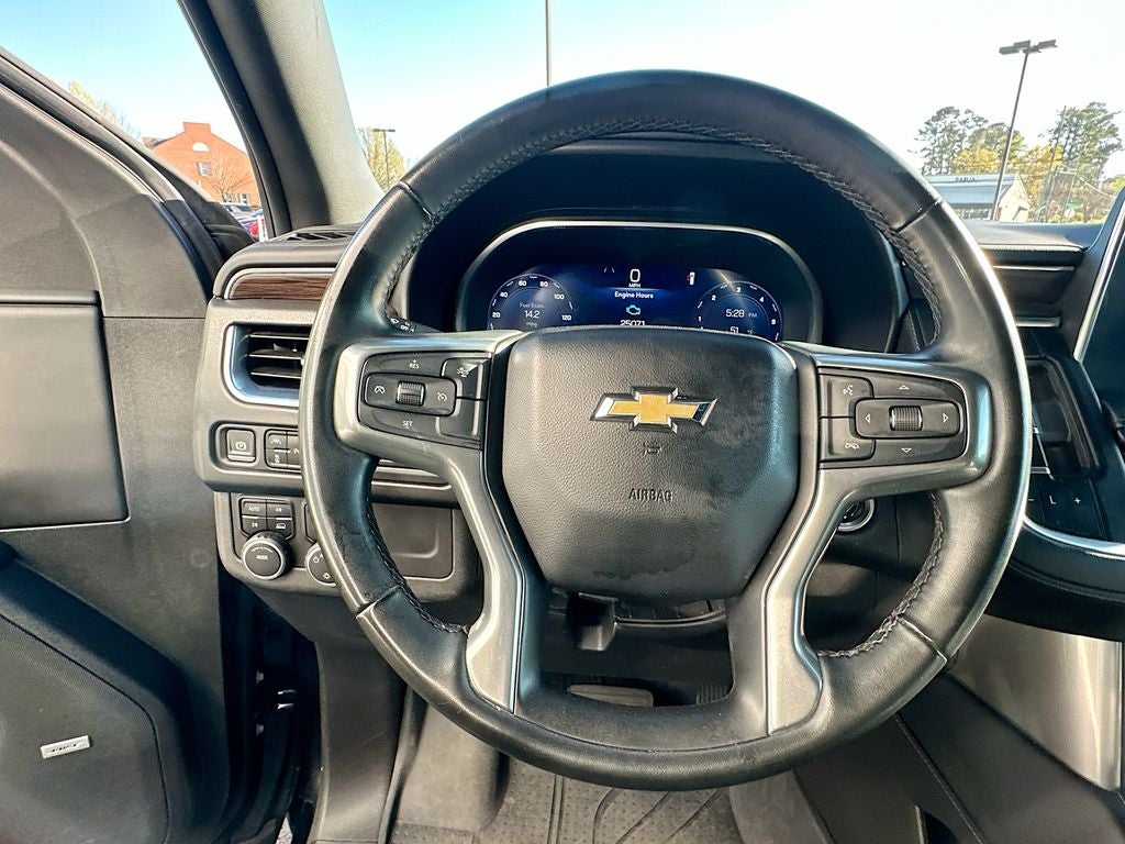 2023 Chevrolet Suburban LT