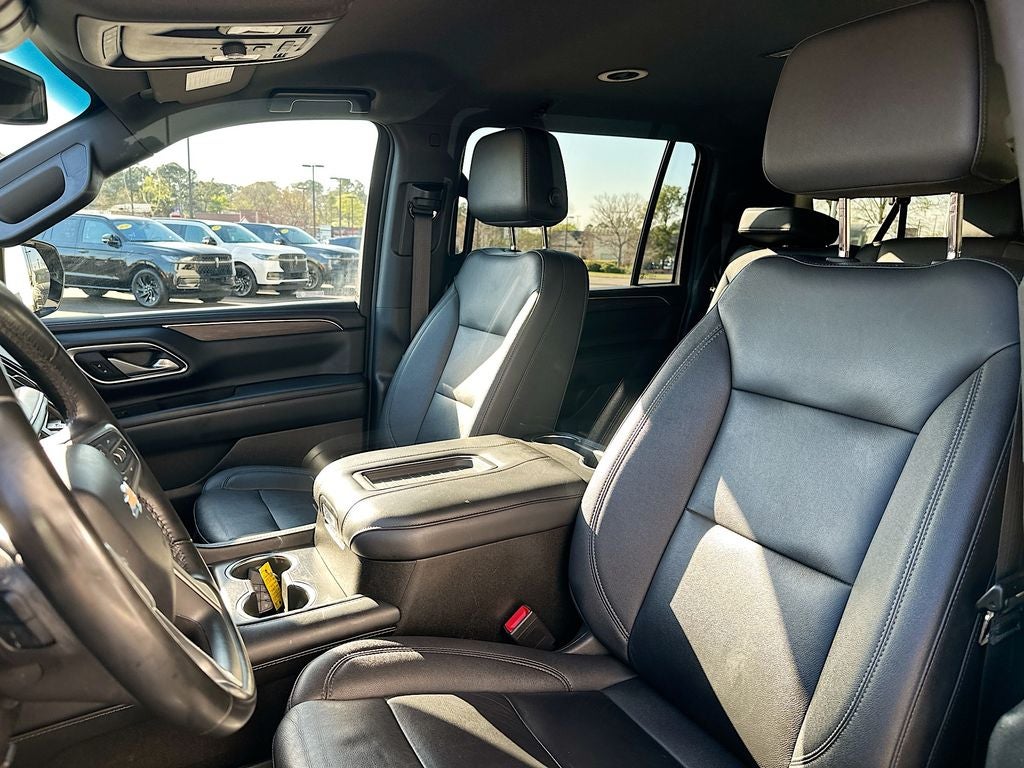 2023 Chevrolet Suburban LT