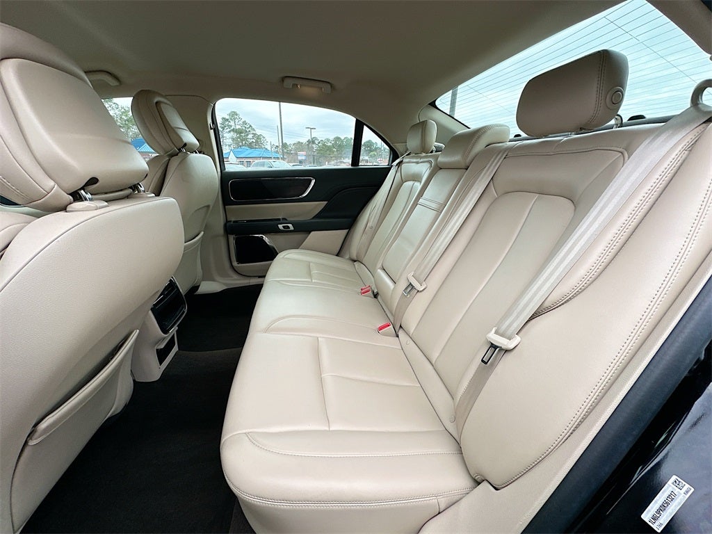 2019 Lincoln Continental Standard