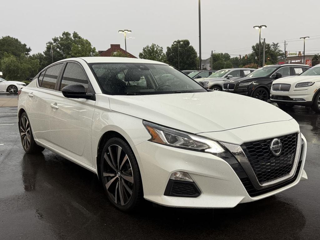 2022 Nissan Altima 2.5 SR