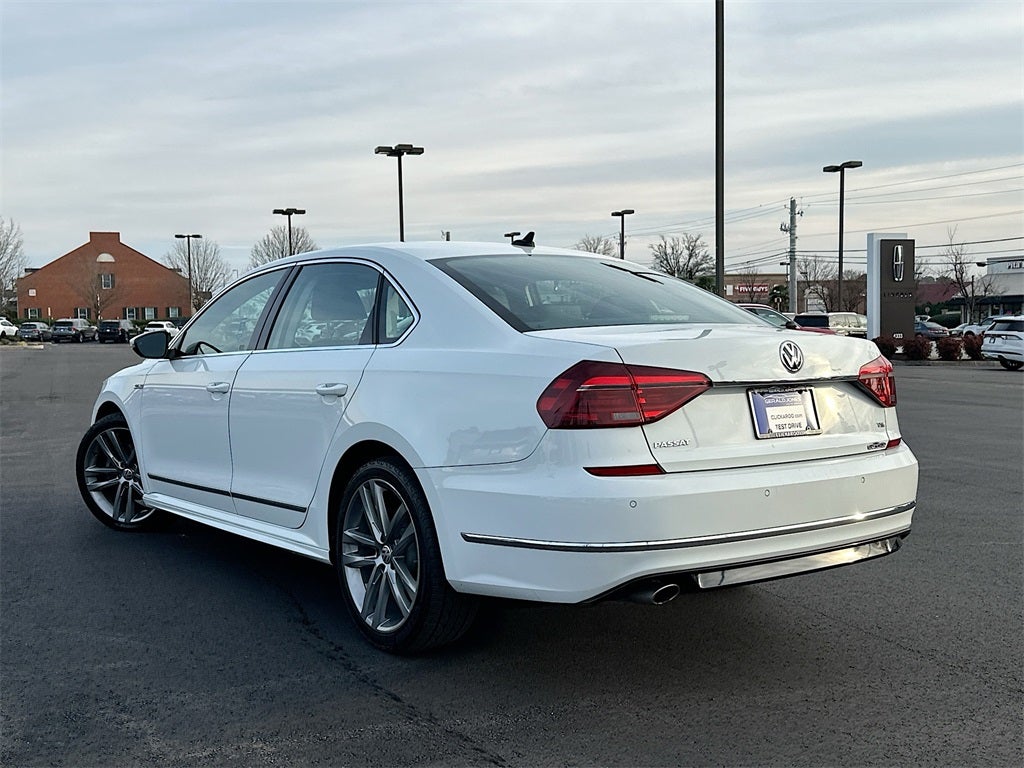 2019 Volkswagen Passat 2.0T SE R-Line