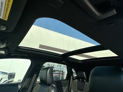 2020 Ford Edge ST