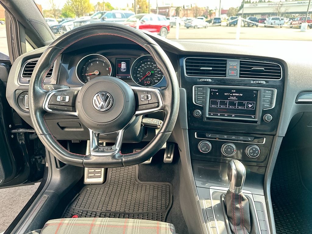 2017 Volkswagen Golf GTI S