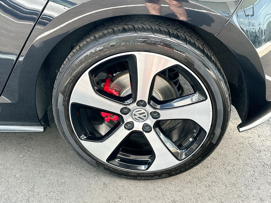 2017 Volkswagen Golf GTI S