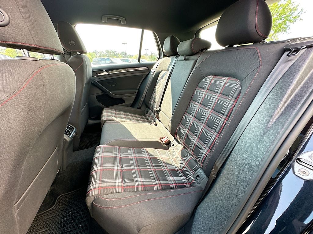 2017 Volkswagen Golf GTI S