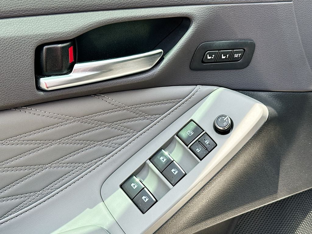 2019 Toyota Avalon Hybrid Limited