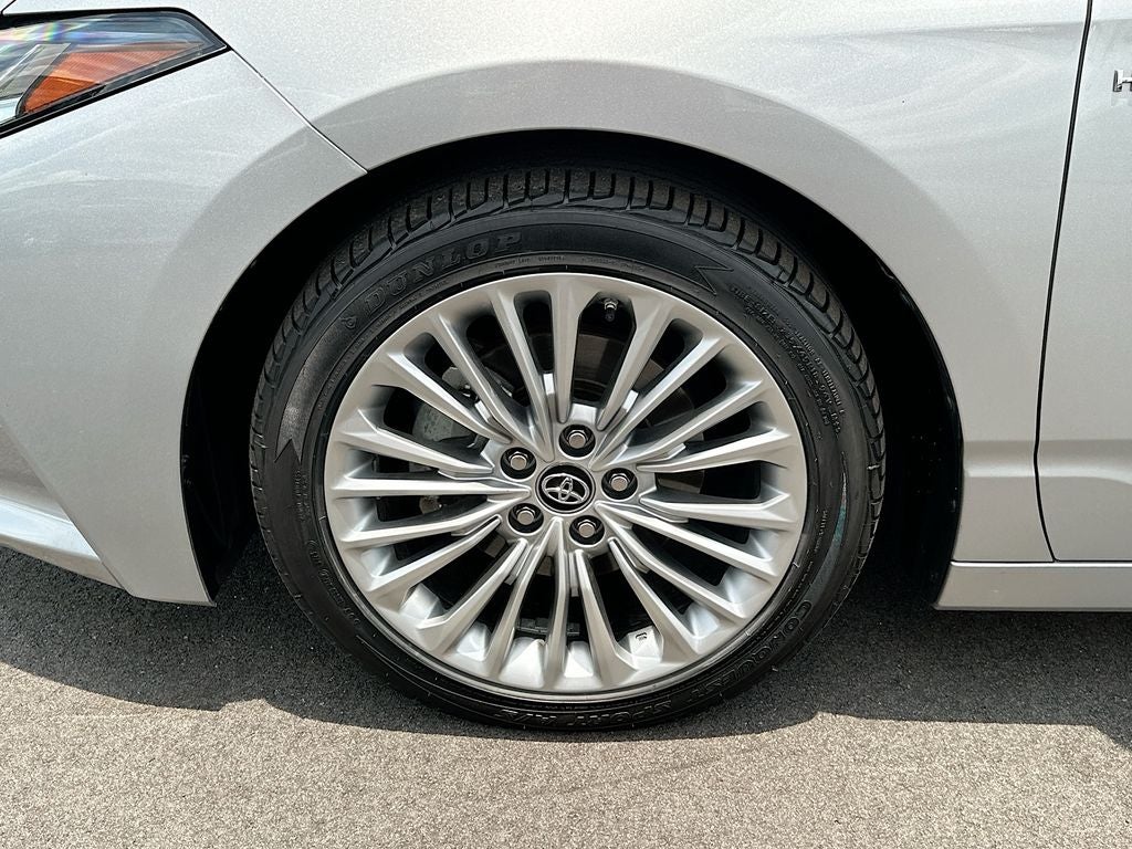 2019 Toyota Avalon Hybrid Limited