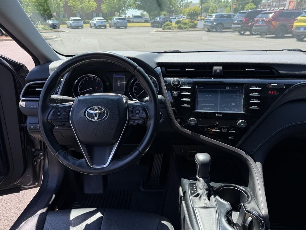 2020 Toyota Camry SE