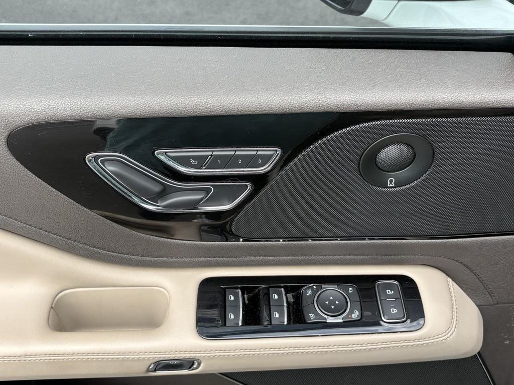 2022 Lincoln Aviator Reserve Premium