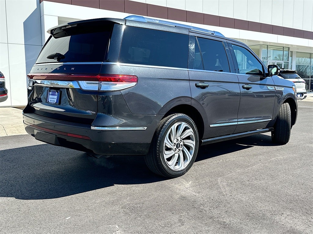 2022 Lincoln Navigator Reserve
