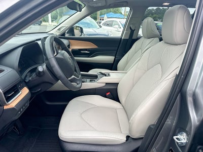 2025 Toyota Grand Highlander Hybrid Limited