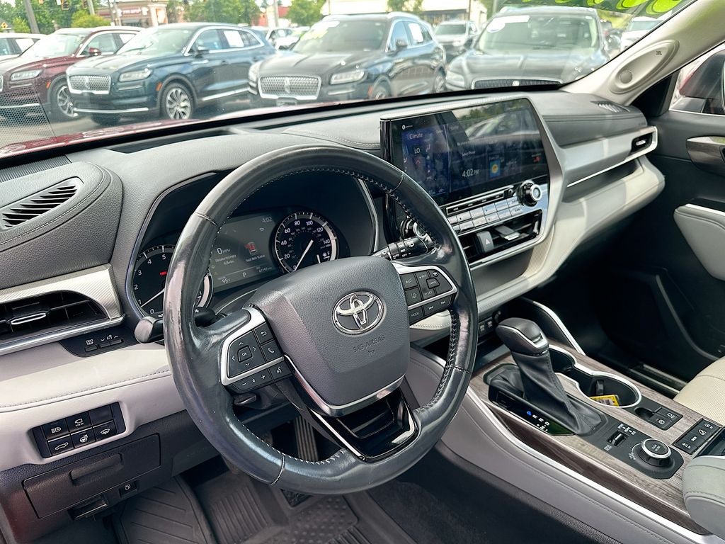 2021 Toyota Highlander Platinum