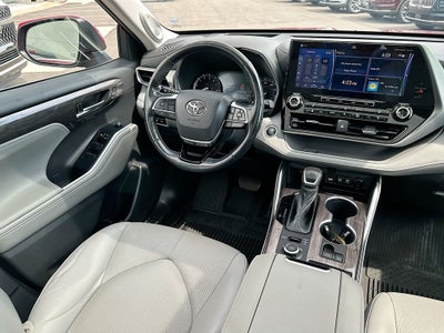 2021 Toyota Highlander Platinum