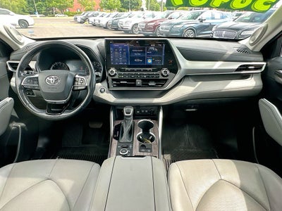 2021 Toyota Highlander Platinum