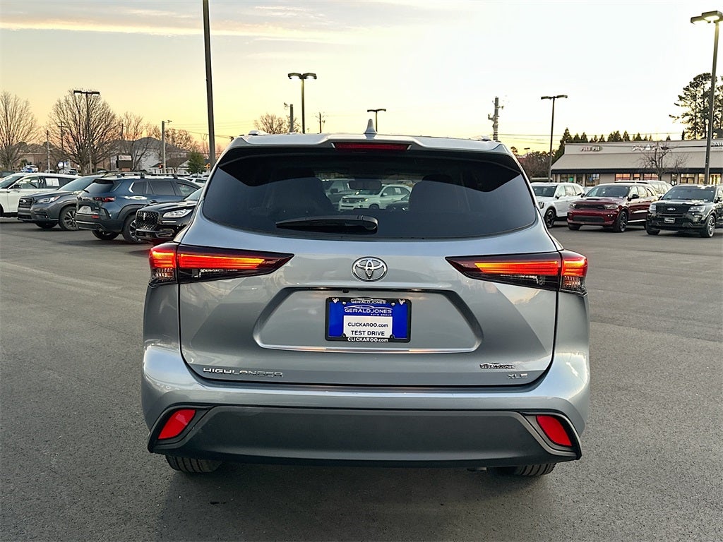 2024 Toyota Highlander XLE