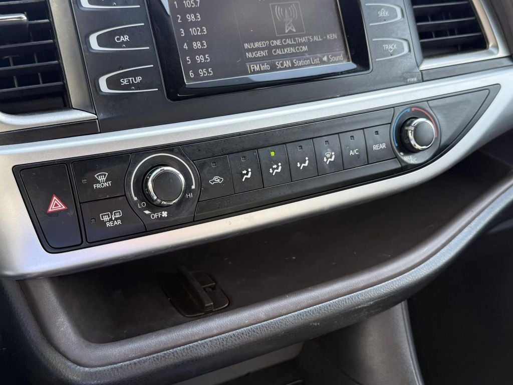 2019 Toyota Highlander LE