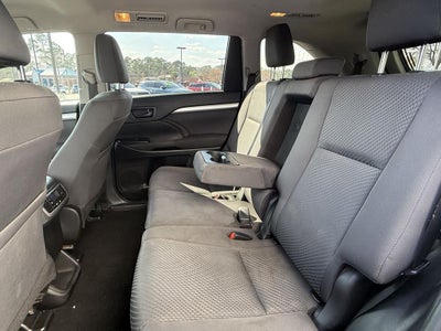 2019 Toyota Highlander LE