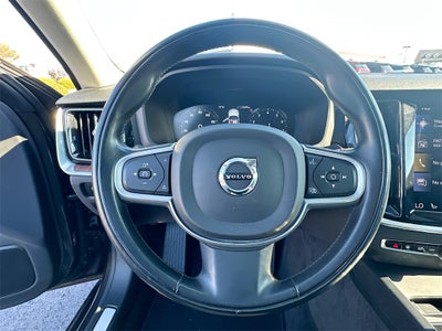 2022 Volvo S60 B5 Momentum