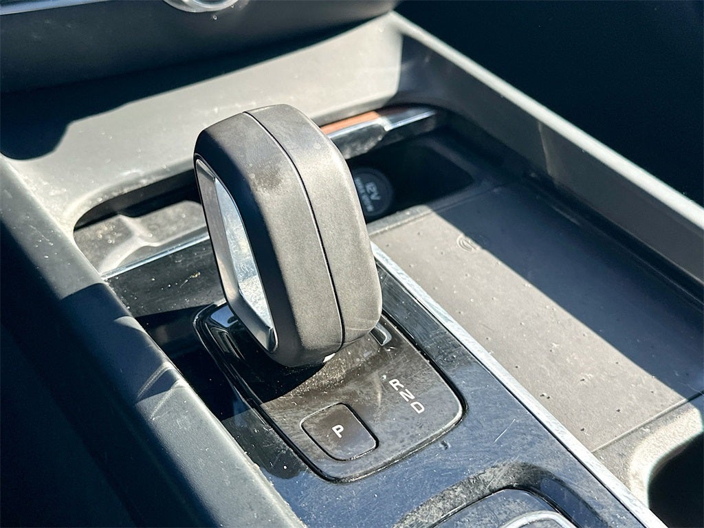 2022 Volvo S60 B5 Momentum