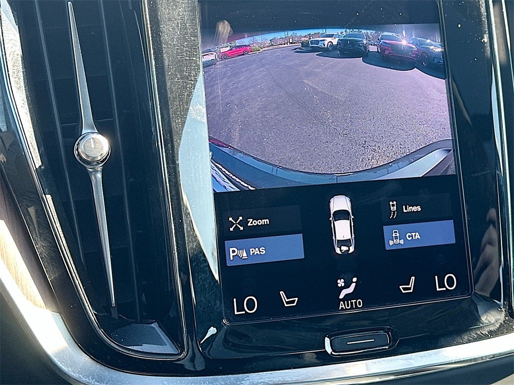 2022 Volvo S60 B5 Momentum