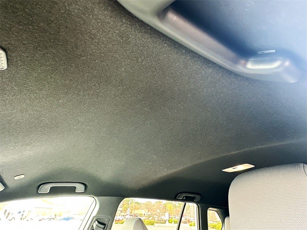 2025 Toyota Corolla Cross Hybrid SE