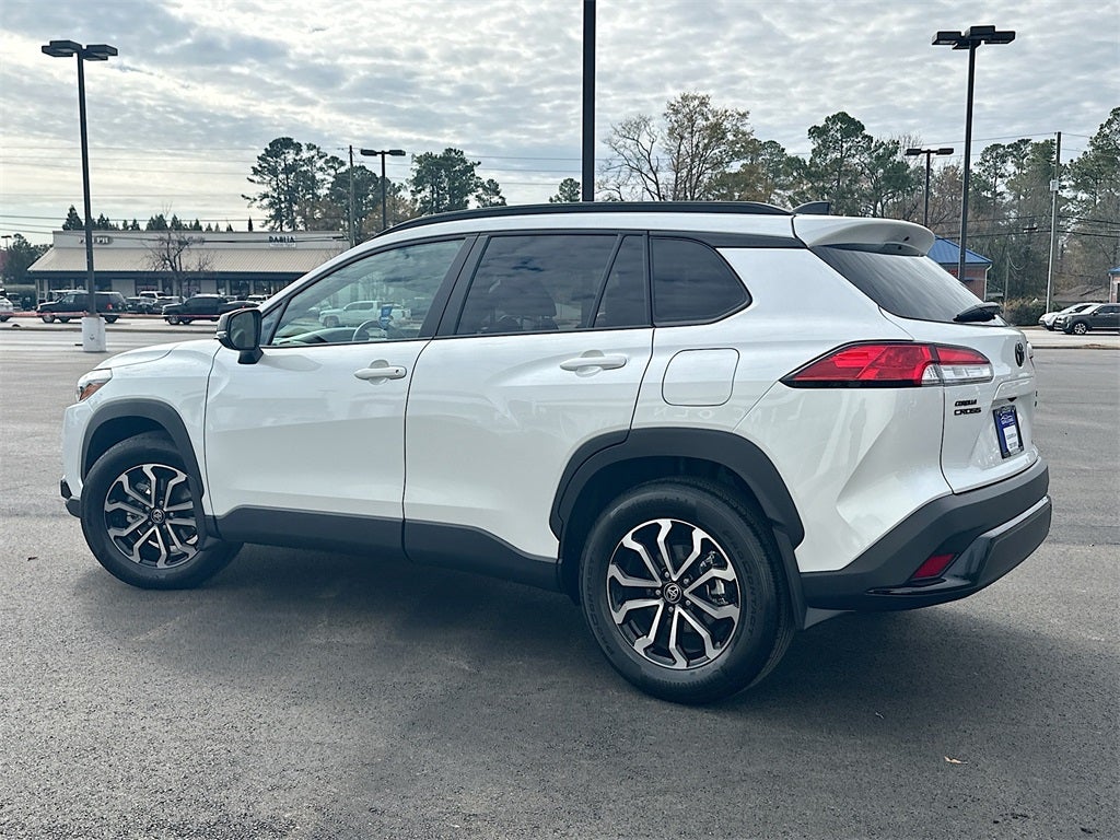 2025 Toyota Corolla Cross Hybrid SE