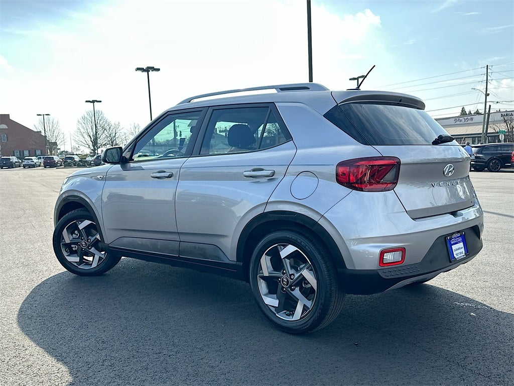 2023 Hyundai Venue SEL