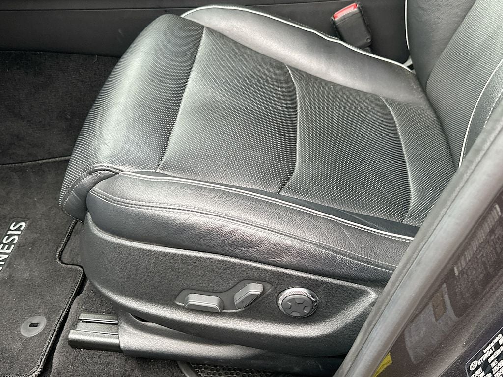 2022 Genesis GV70 2.5T