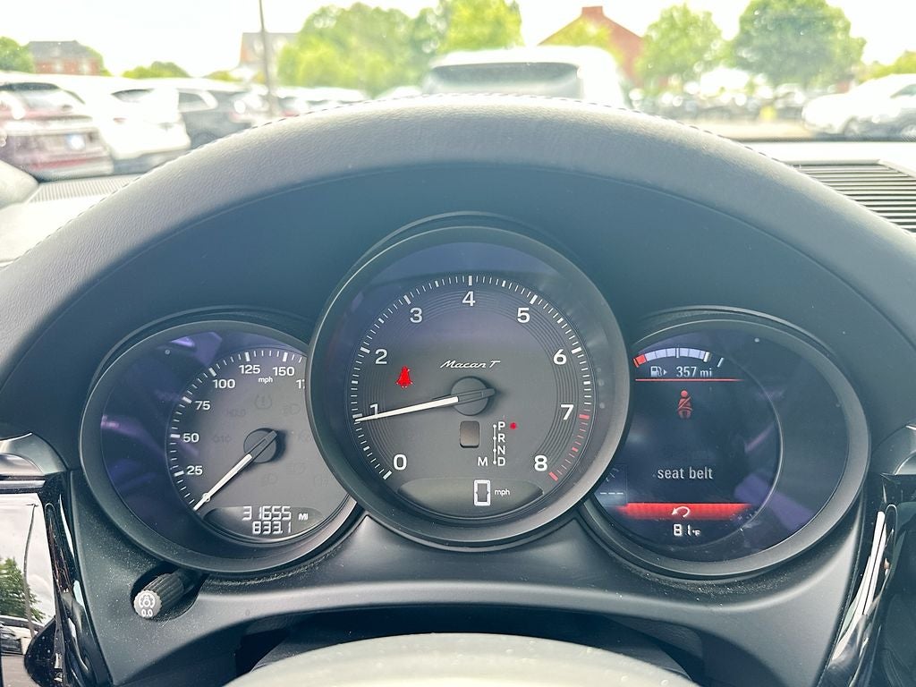 2023 Porsche Macan T