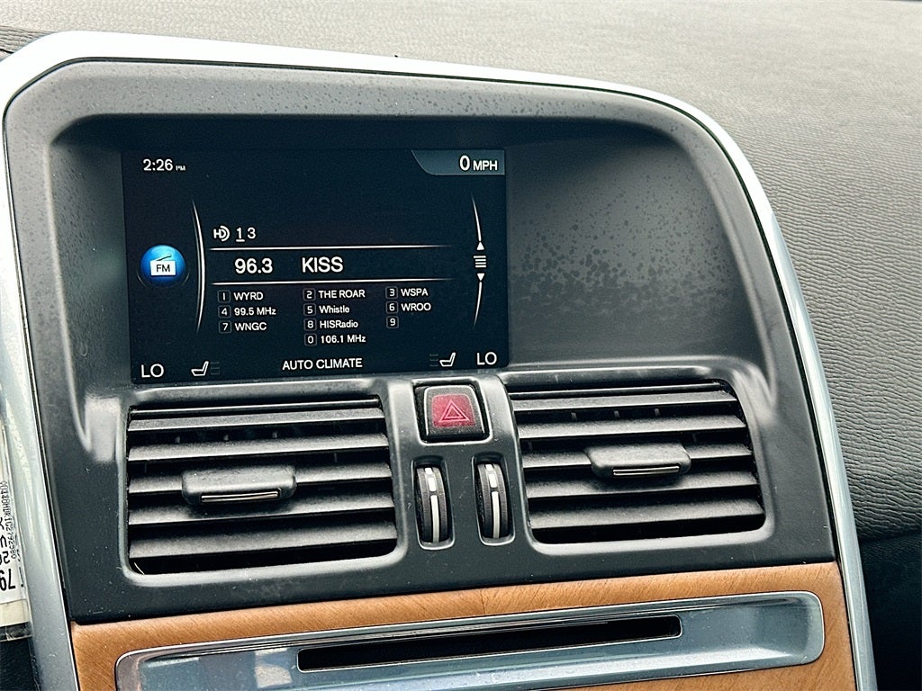 2016 Volvo XC60 T5 Drive-E Premier