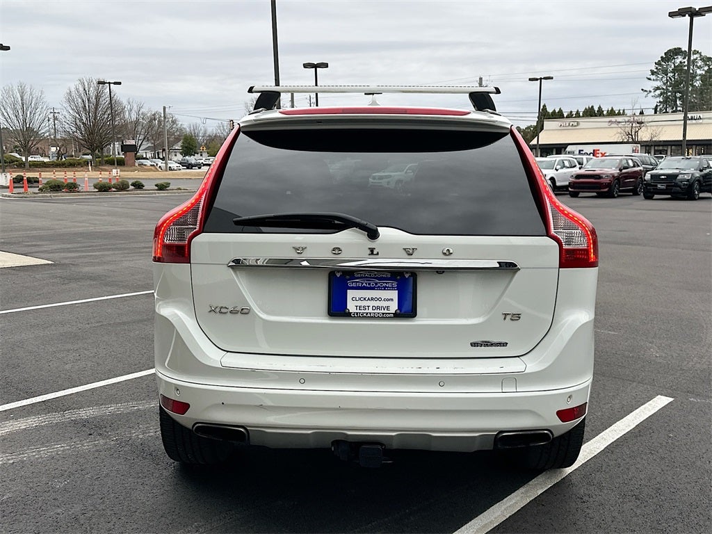 2016 Volvo XC60 T5 Drive-E Premier