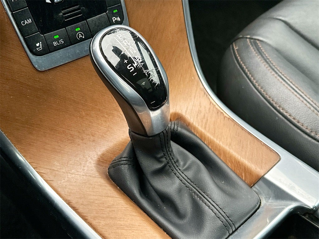 2016 Volvo XC60 T5 Drive-E Premier