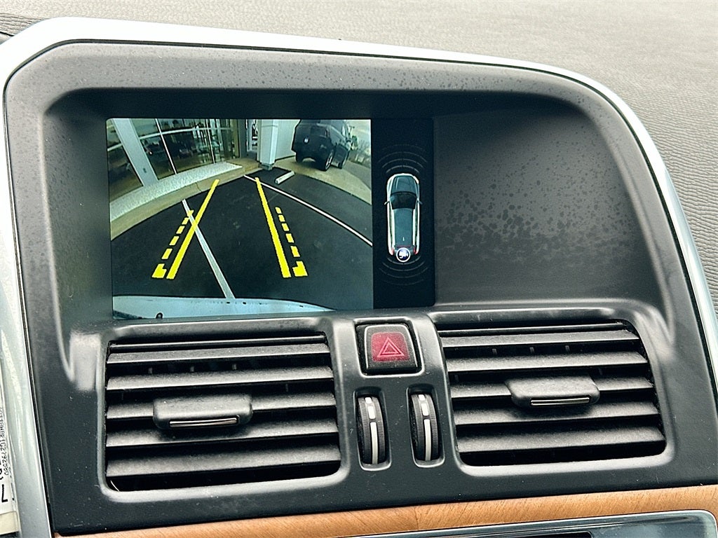 2016 Volvo XC60 T5 Drive-E Premier