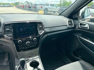 2020 Jeep Grand Cherokee Laredo E
