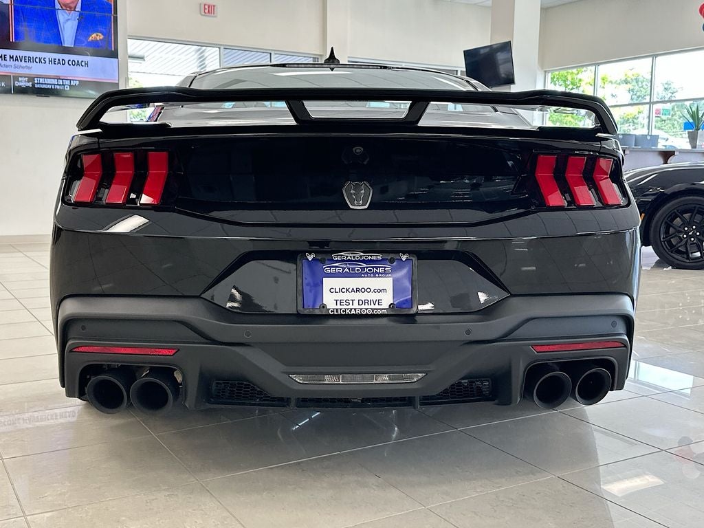 2025 Ford Mustang Dark Horse