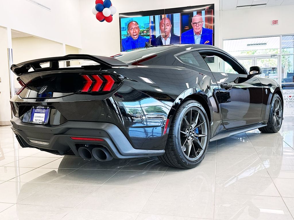 2025 Ford Mustang Dark Horse