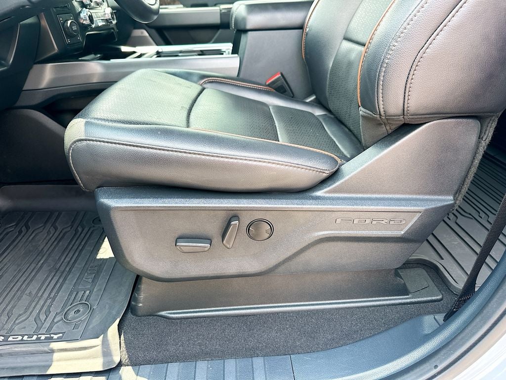 2025 Ford F-350SD Lariat