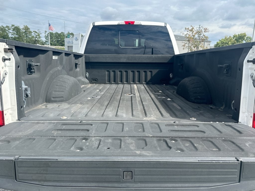 2017 Ford F-350SD Platinum DRW