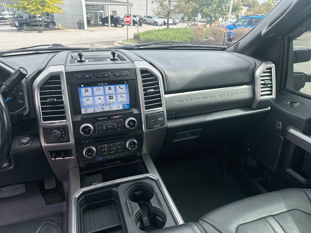 2017 Ford F-350SD Platinum DRW