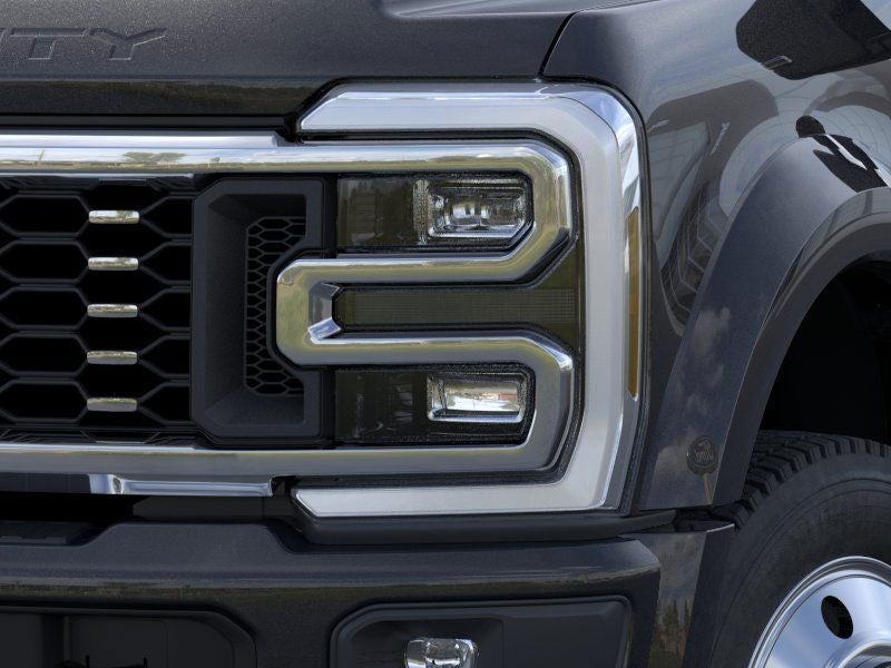 2025 Ford F-450SD Platinum DRW