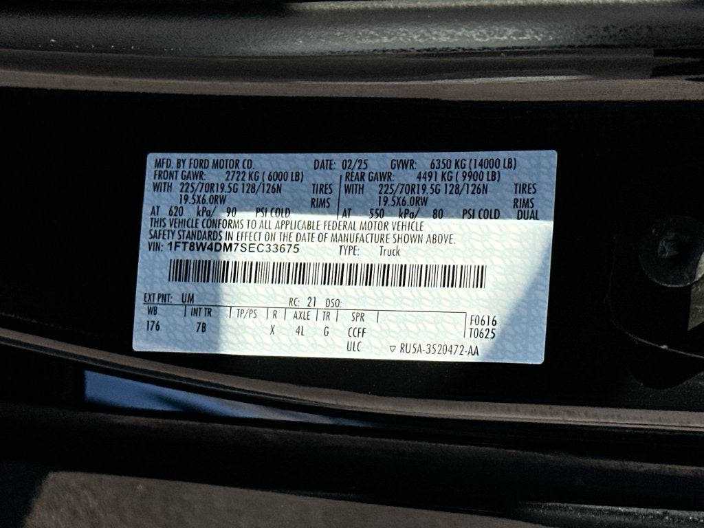 2025 Ford F-450SD Platinum DRW