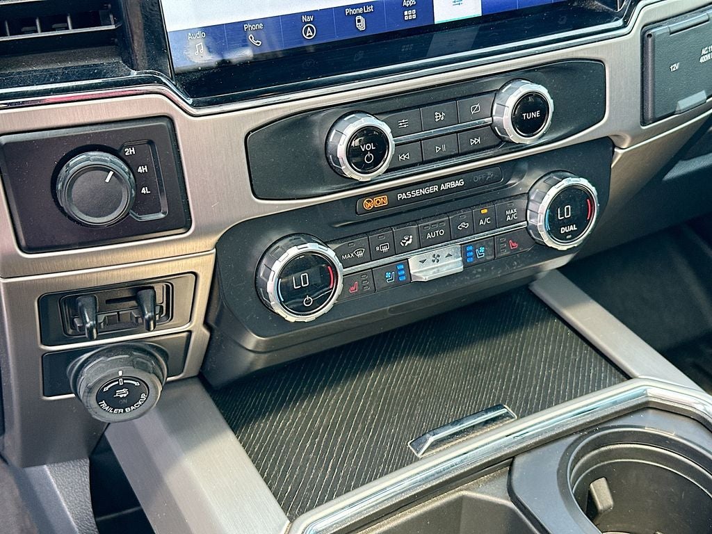 2022 Ford F-450SD Platinum DRW