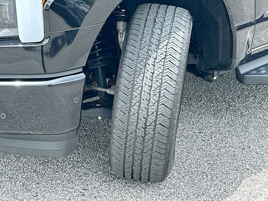 2023 Ford F-150 Lightning Lariat