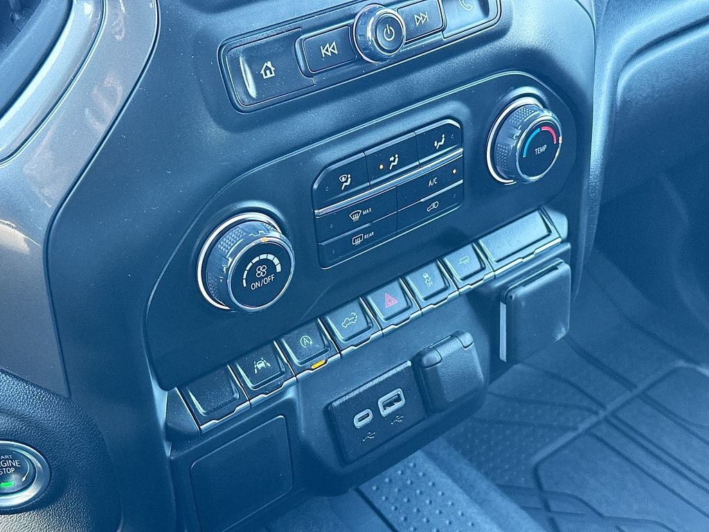 2025 Chevrolet Silverado 1500 Custom