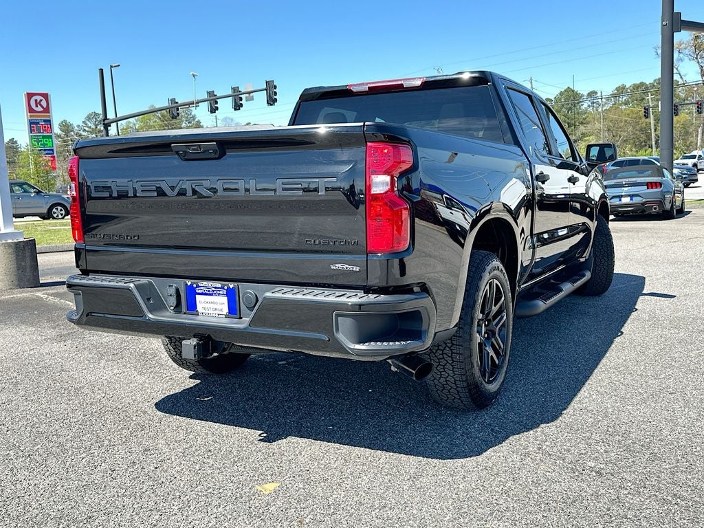 2025 Chevrolet Silverado 1500 Custom